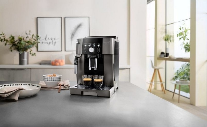 Automatický presso stroj De´Longhi ECAM 250.33.TB Magnifica